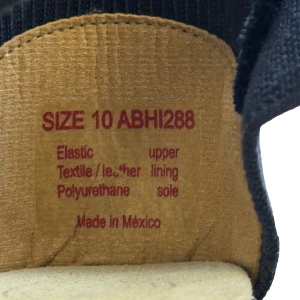 Charleston Shoe Co. Lafayette navy blue stretchy sandals size 10 low heel NWT